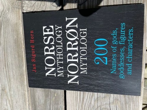 Norse mythology = Norrøn mytologi - 200 names of gods, goddesses, figures and characters