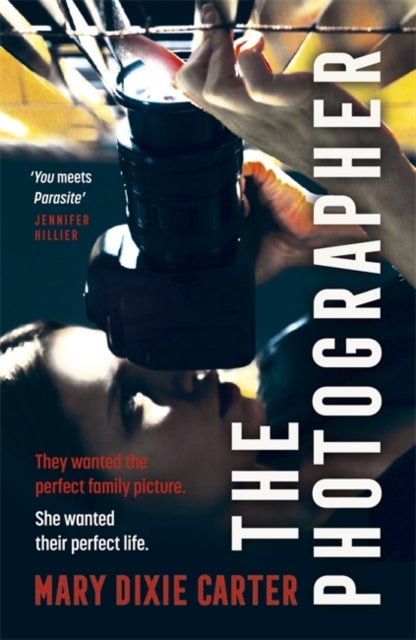 Photographer - an addictive and gripping new psychological thriller that you won't want to put down for 2021