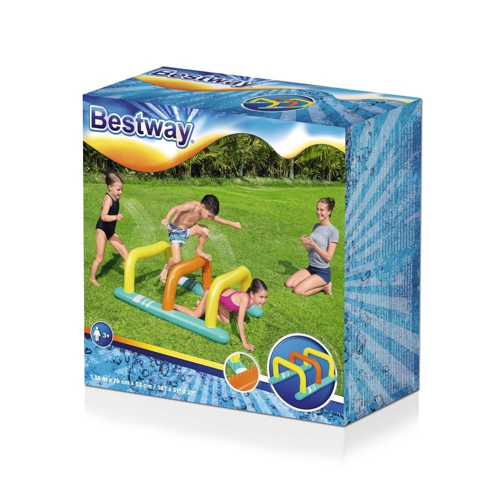 Hop Zone Sprinkler 135 x 79 x 53cm Bestway