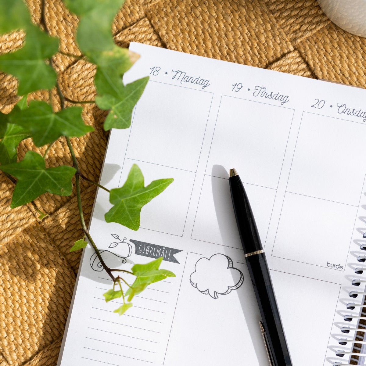 Spiralisert Ukekalender Grieg 20/21 A5 Doodle