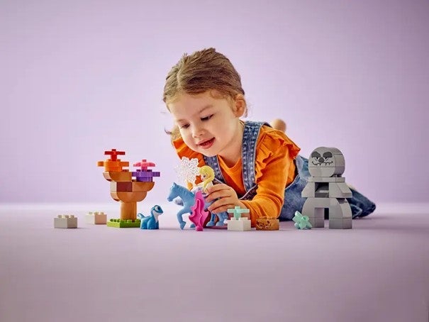 Lego Elsa og Bruni i den fortryllede skogen 10418