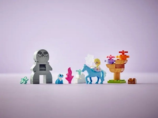 Lego Elsa og Bruni i den fortryllede skogen 10418