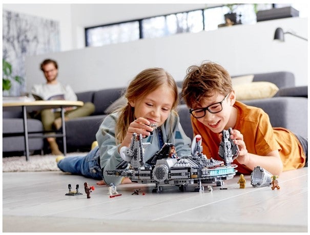 Lego Millennium Falcon 75257