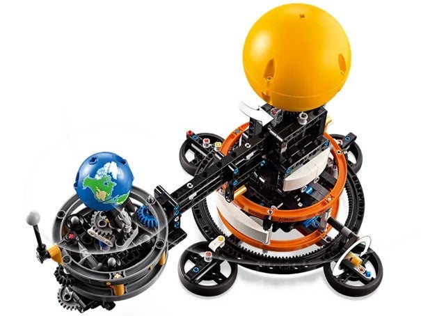 Lego Månens kretsløp rundt jorden 42179