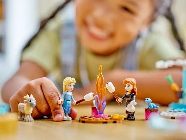 Lego Elsas isslott 43238