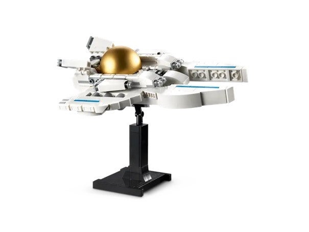 Lego Astronaut 31152