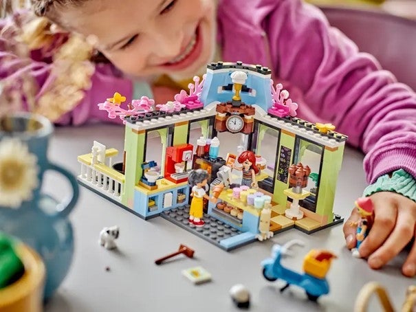 Lego Kafeen i Heartlake City 42618