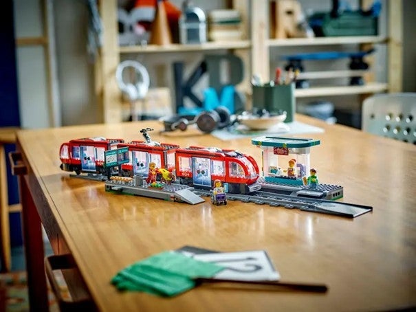 Lego Trikkeholdeplass 60423