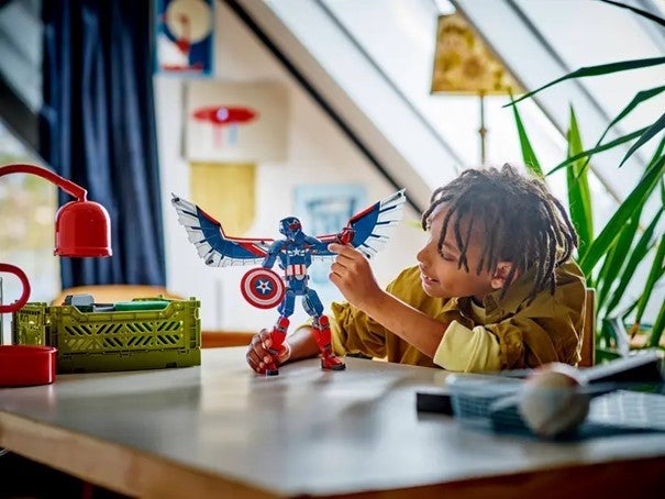 Lego Byggbar figur av nye Captain America 76296