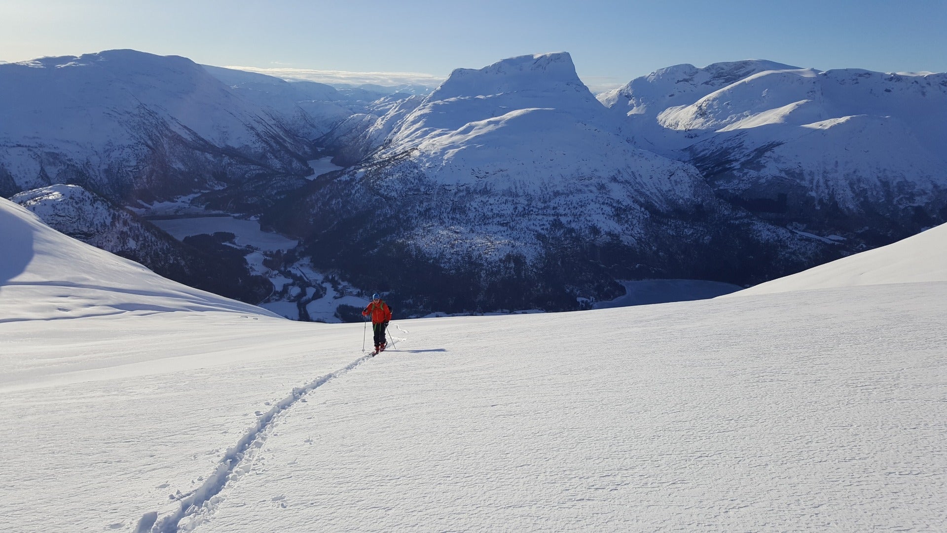 Skispor i Sunnmørsalpane - 85 storslegne toppturar