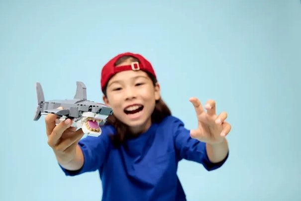Lego Blodtørstig hai med skattkiste 31381