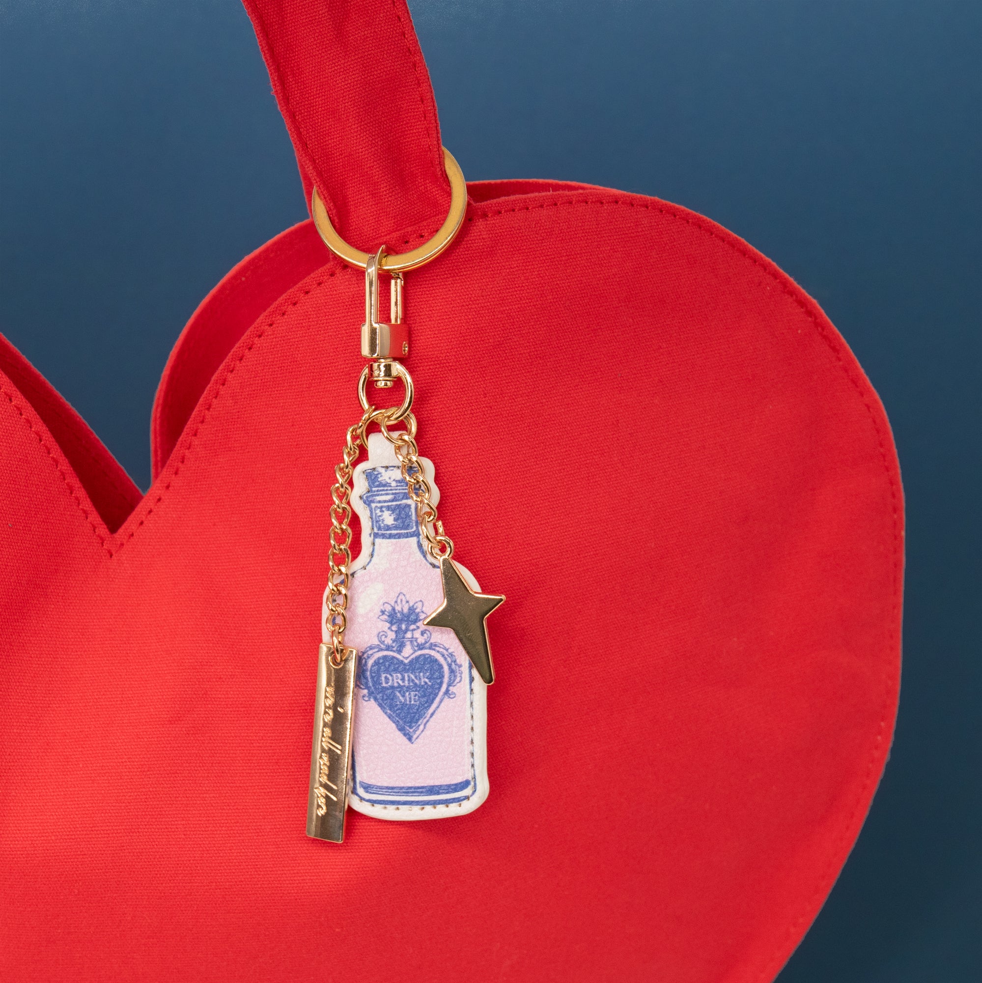 Bag Charm Alice in Wonderland