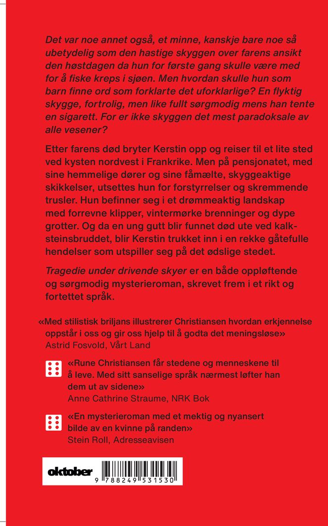 Tragedie under drivende skyer