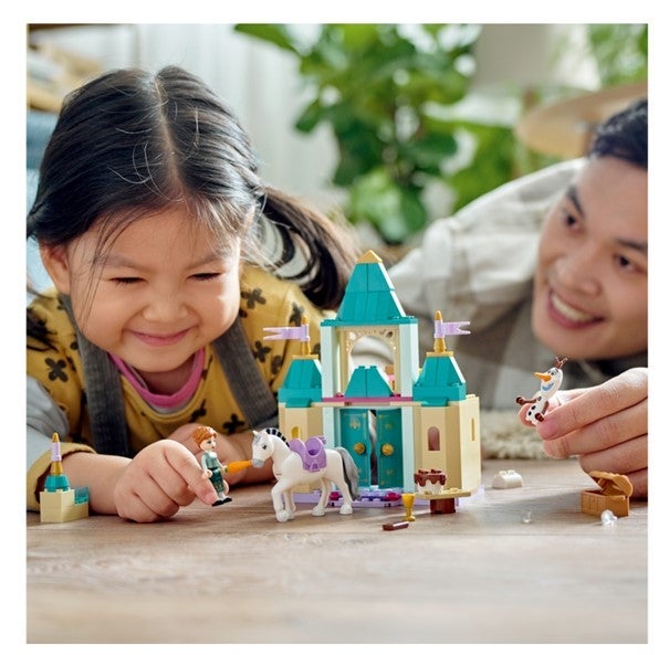 Lego Slottslek med Anna og Olaf 43204