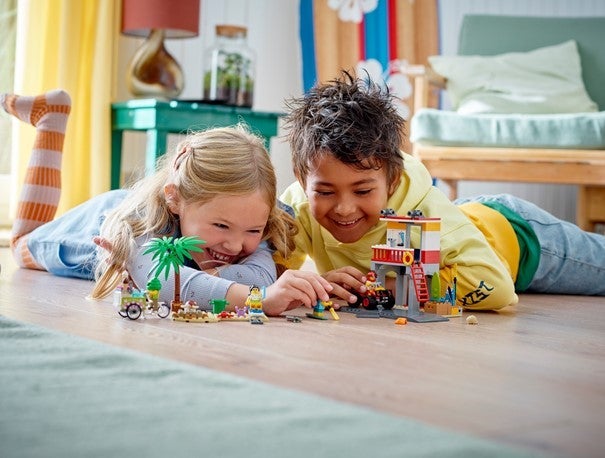 Lego Livredningstårn på stranda 60328