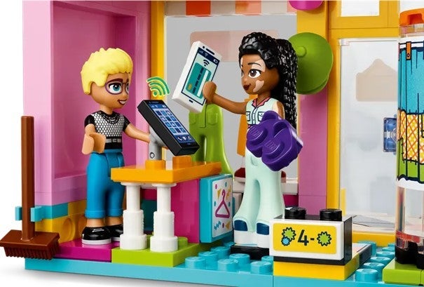 Lego Butikk med vintage-klær 42614