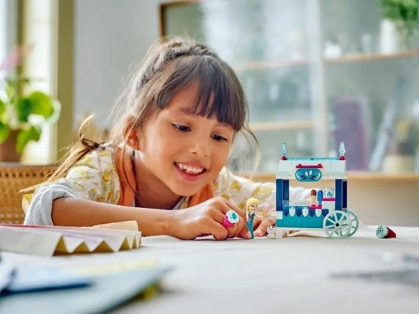 Lego Elsas frosne godsaker 43234