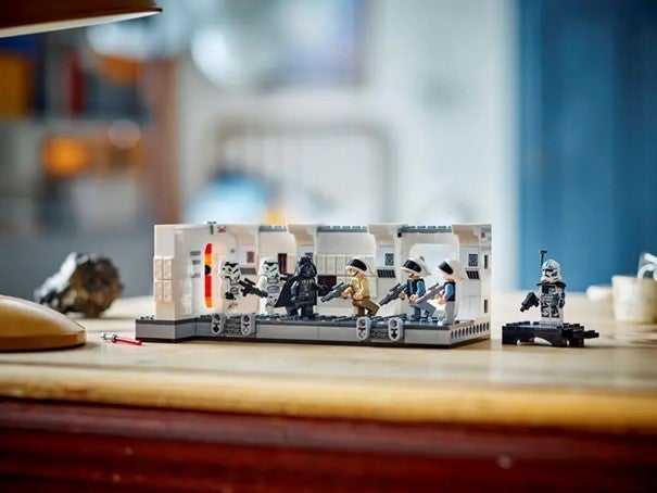 Lego Bordingen av Tantive IV 75387