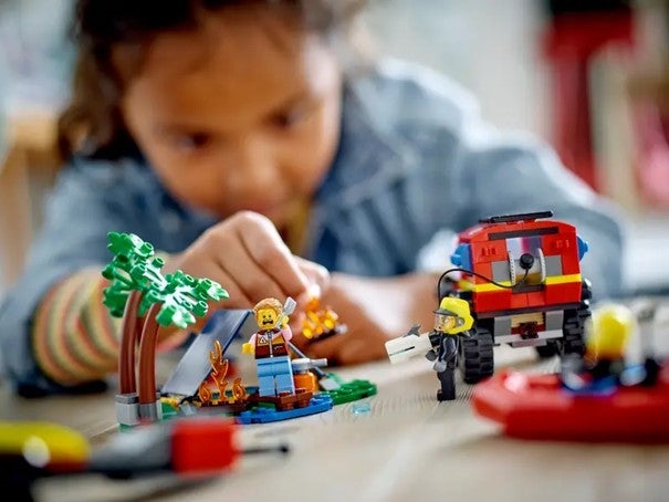 Lego Firehjulsdrevet brannbil m/redningsbåt 60412
