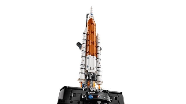 Lego NASA Artemis SLS-rakett 42221