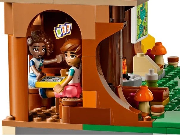 Lego Ferieleir med trehytte 42631