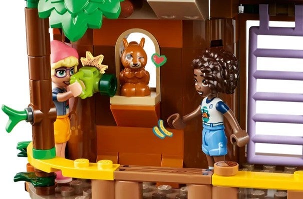 Lego Ferieleir med trehytte 42631