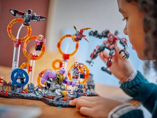 Lego Avengers: Endgame - sluttoppgjøret 76323