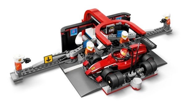 Lego F1-depotstopp og -team med Ferrari-bil 60443