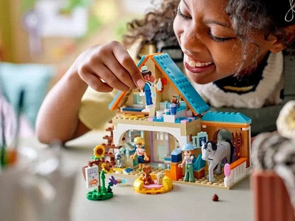 Lego Dyreklinikk med hest og kjæledyr 42651