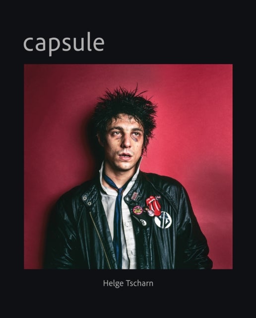 Capsule - Helge Tscharn