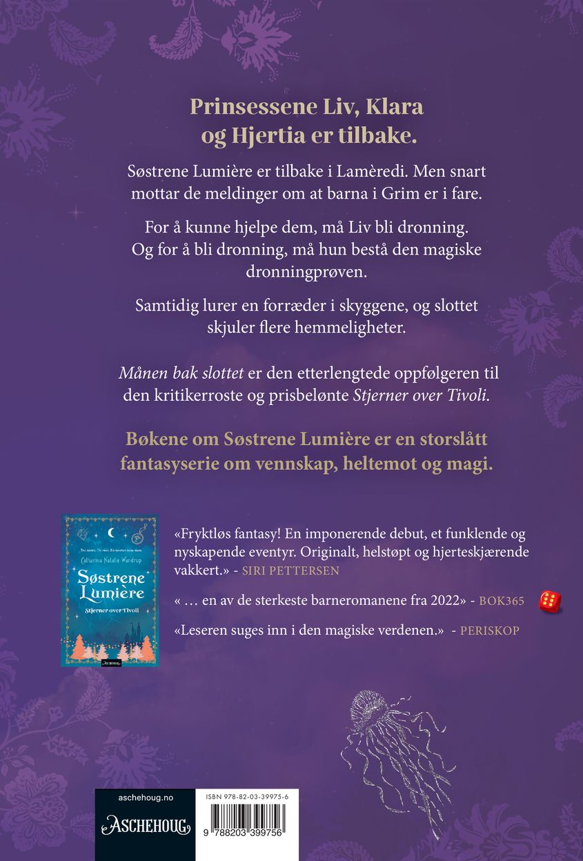Månen bak slottet