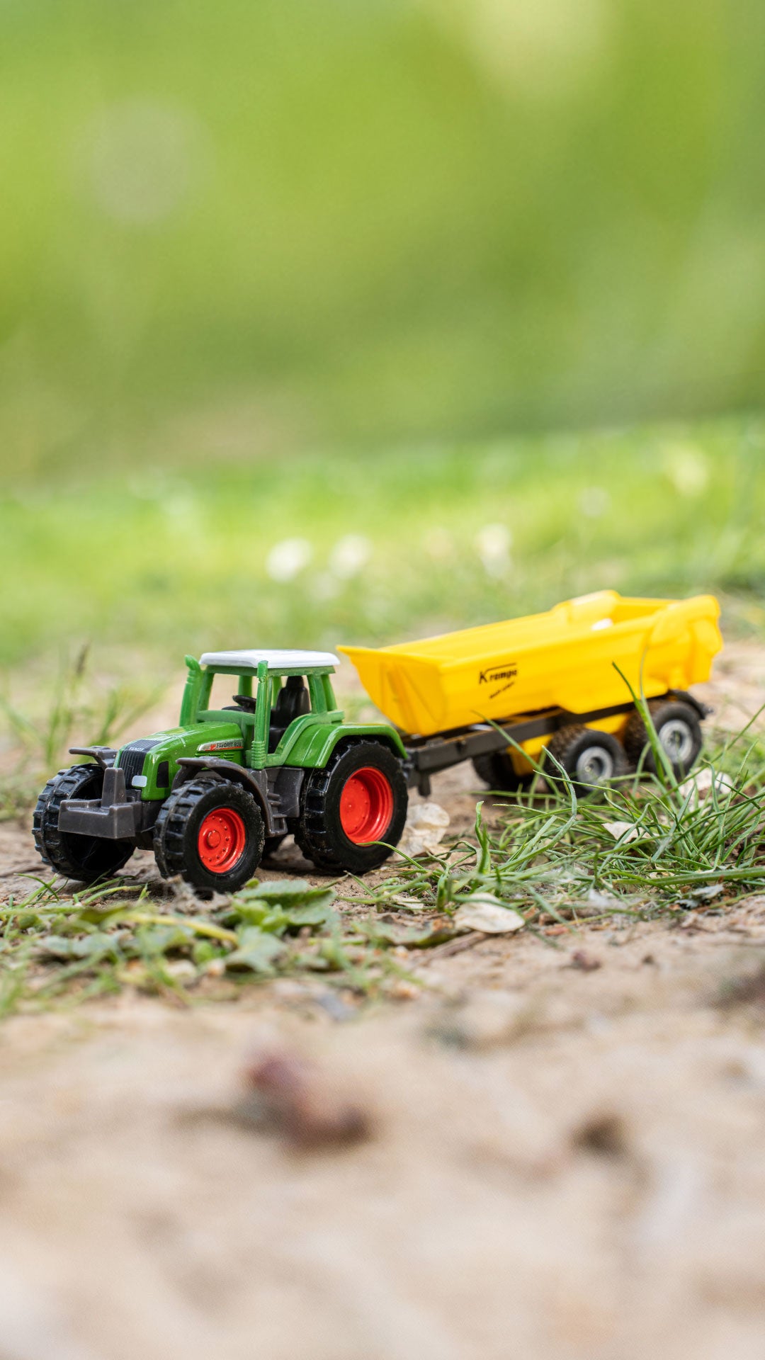 Siku Traktor Fendt W Krampe Tipping Trailer