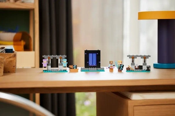 Lego Våpenkammeret 21252