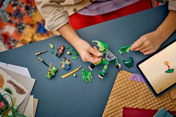 Lego Stridspakke med Lloyds dragerobot 71862