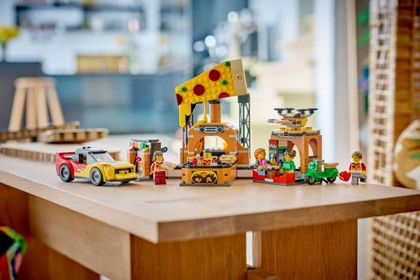 Lego Pizzalevering med kjøretøy 60496