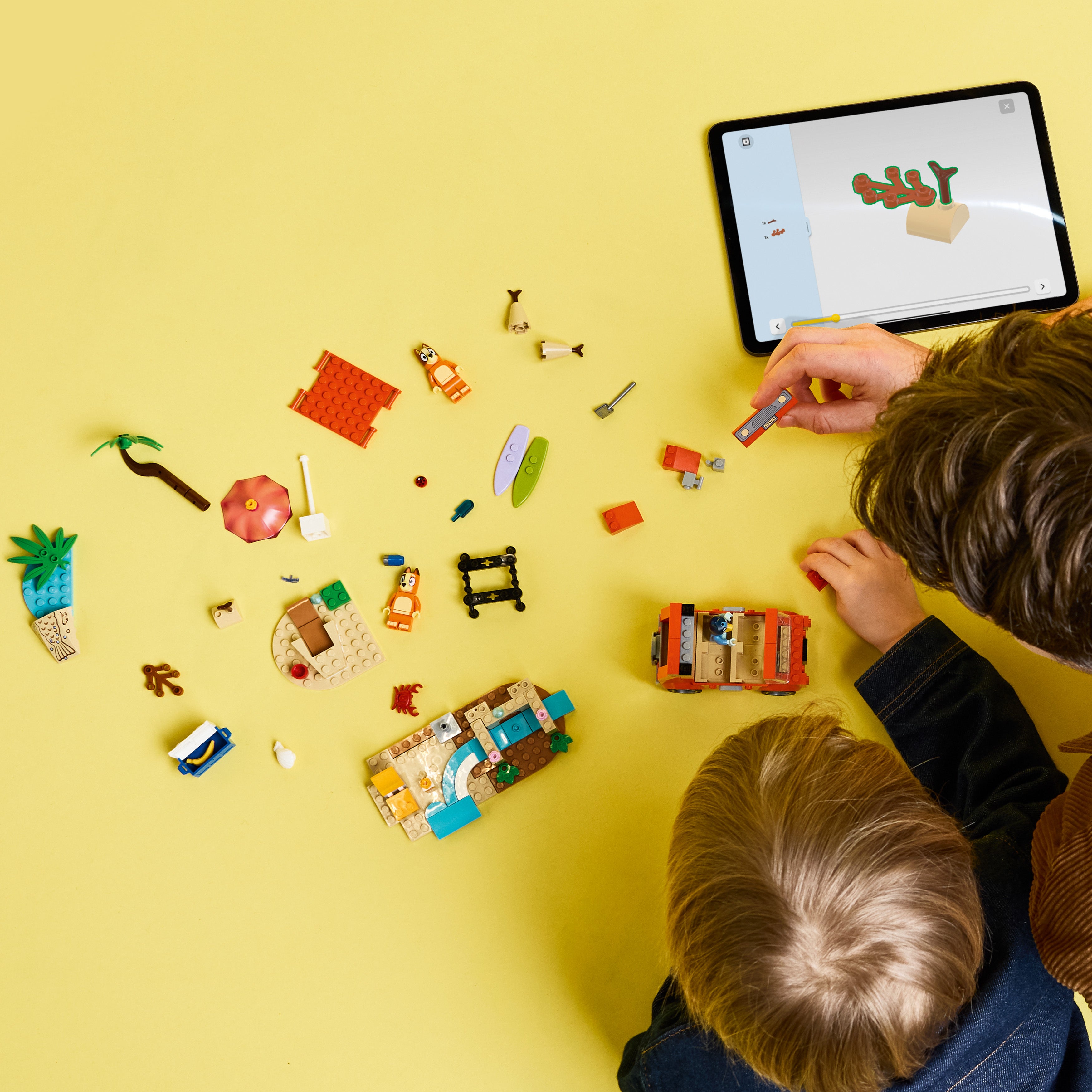 Lego Bluey og familiens biltur til stranden 11202