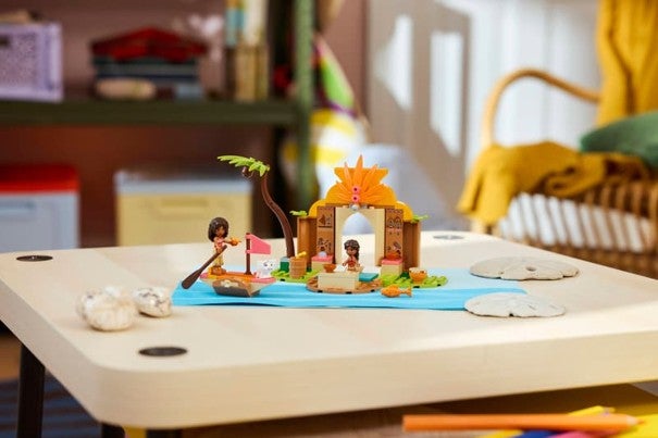 Lego Landsbyhus og båt 43282