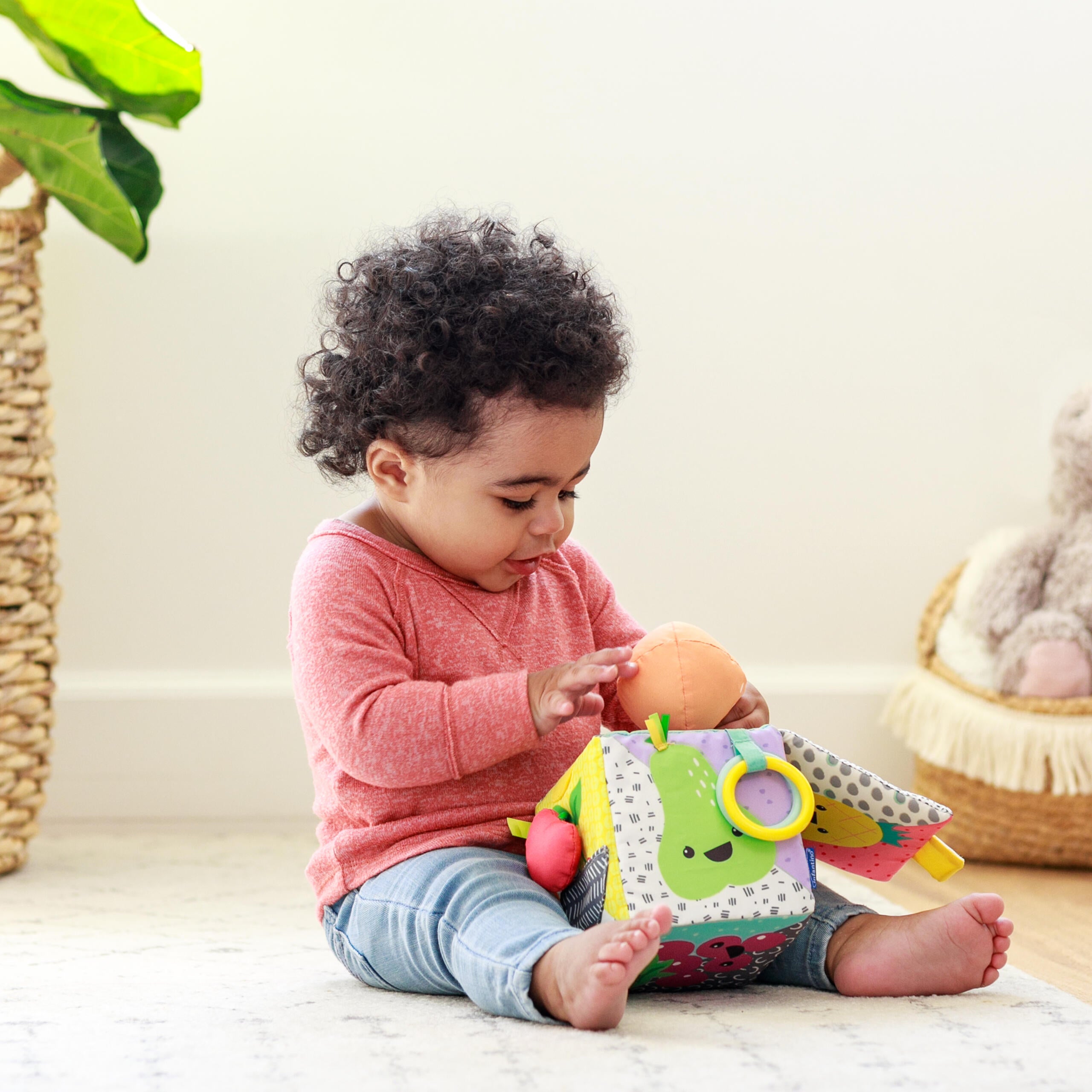 Infantino Peek Seek Sensory Cube