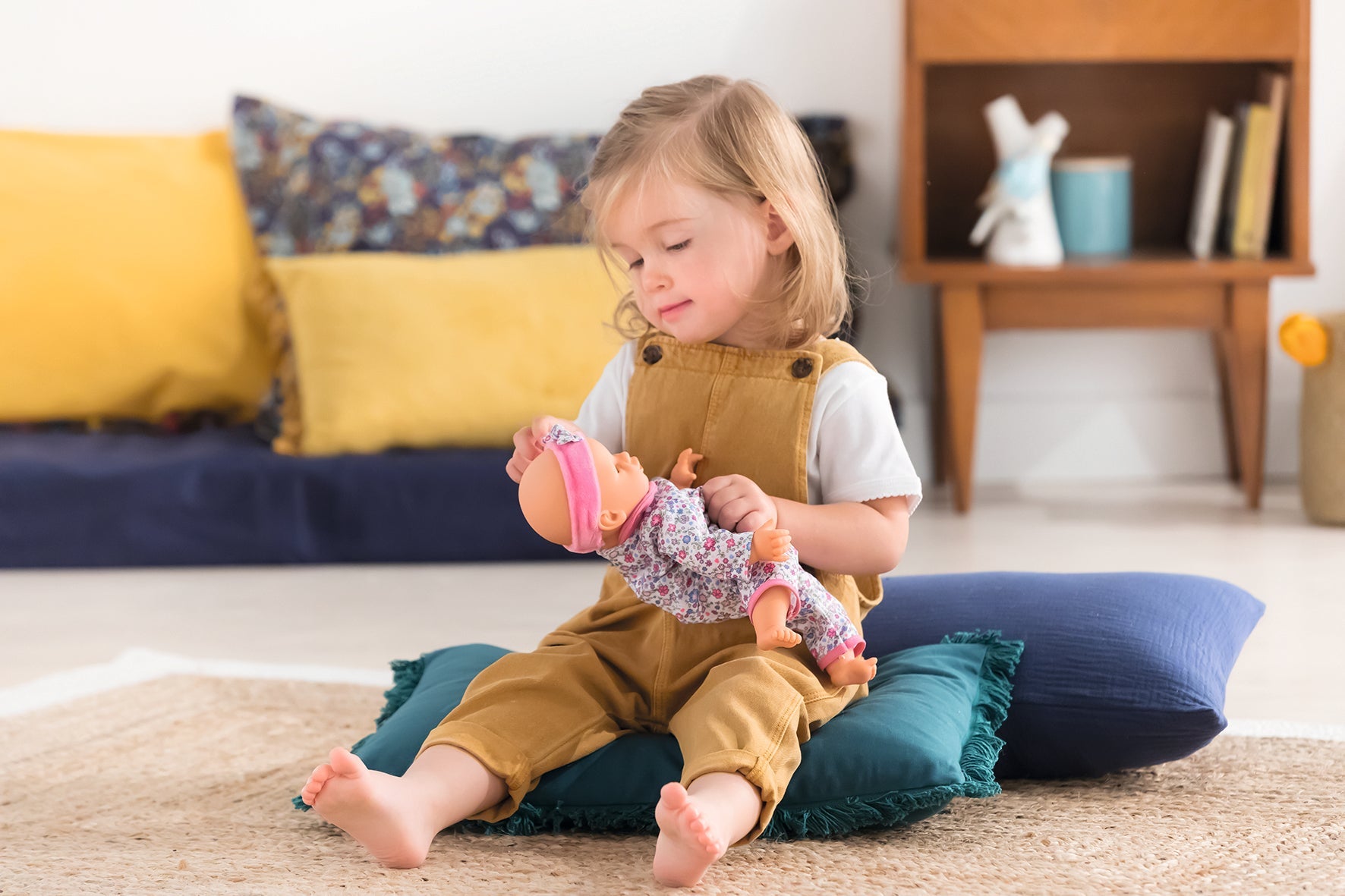 Dukke Corolle Calin Myrtille