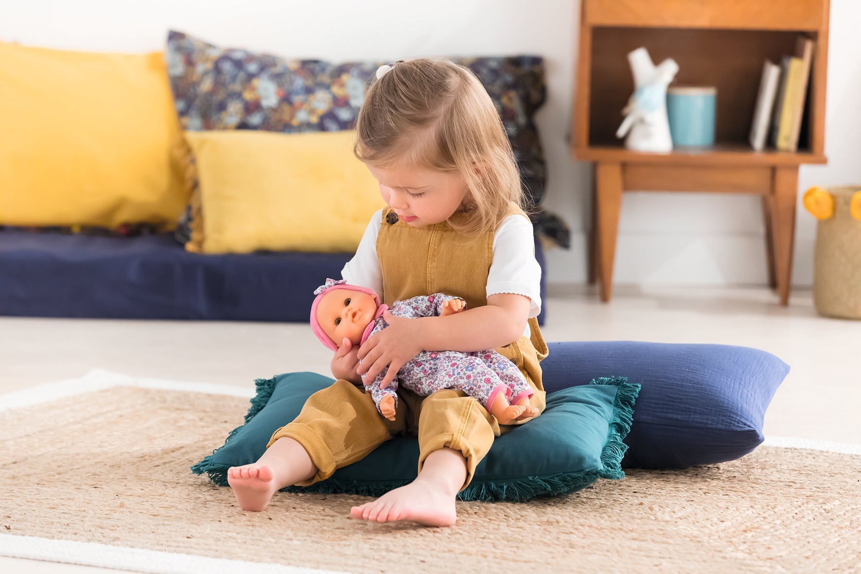 Dukke Corolle Calin Myrtille