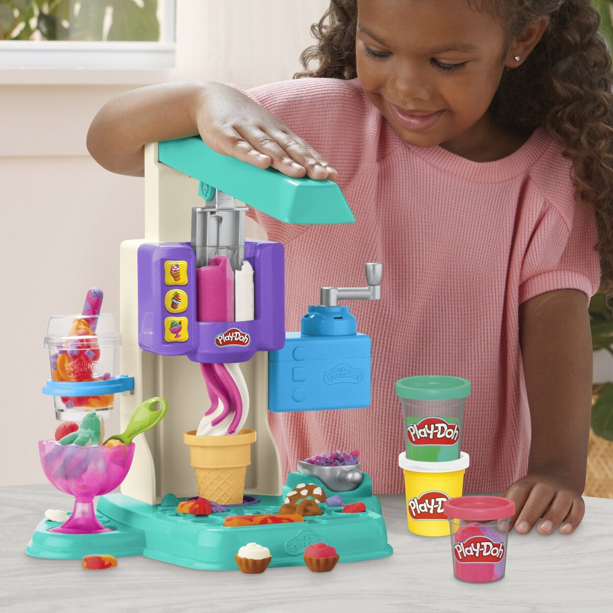 Play-Doh Kitchen Rainbow Ice Cream
