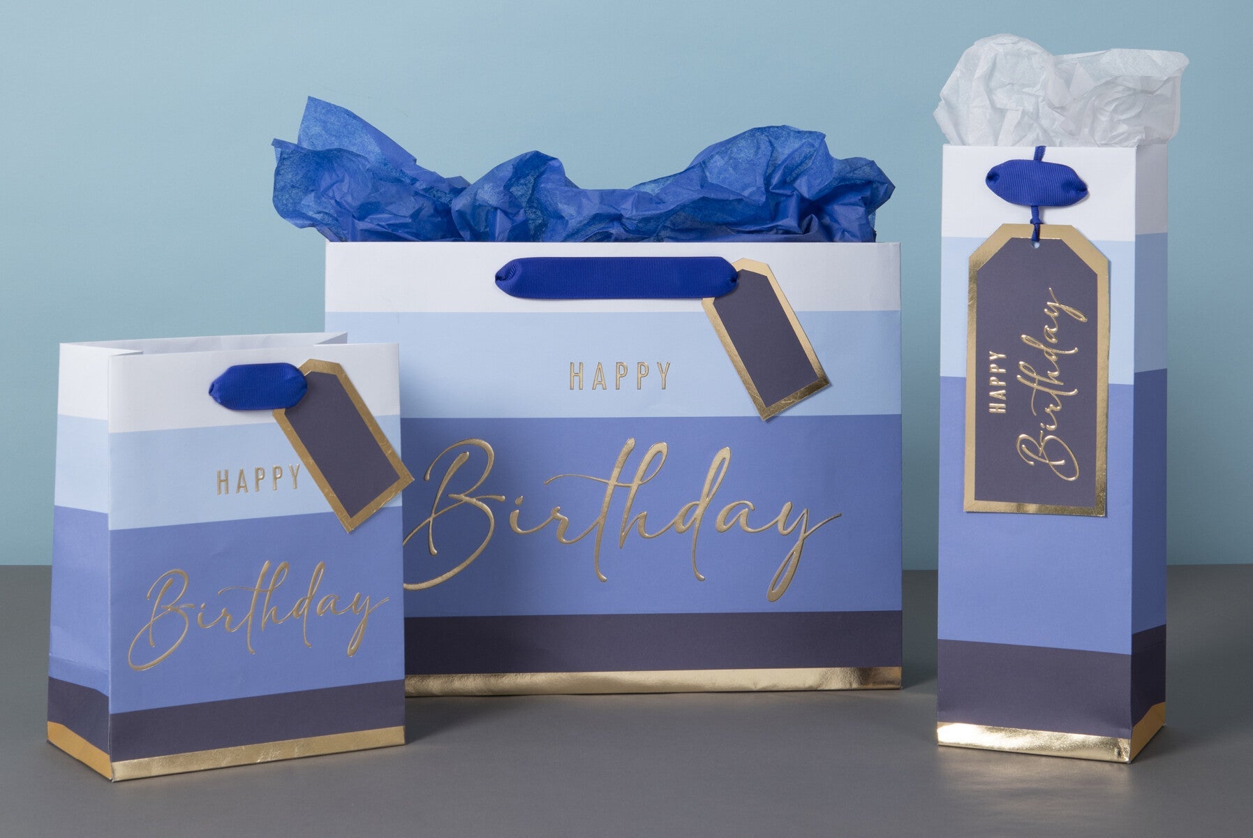 Gavepose Medium H Bday Stripe