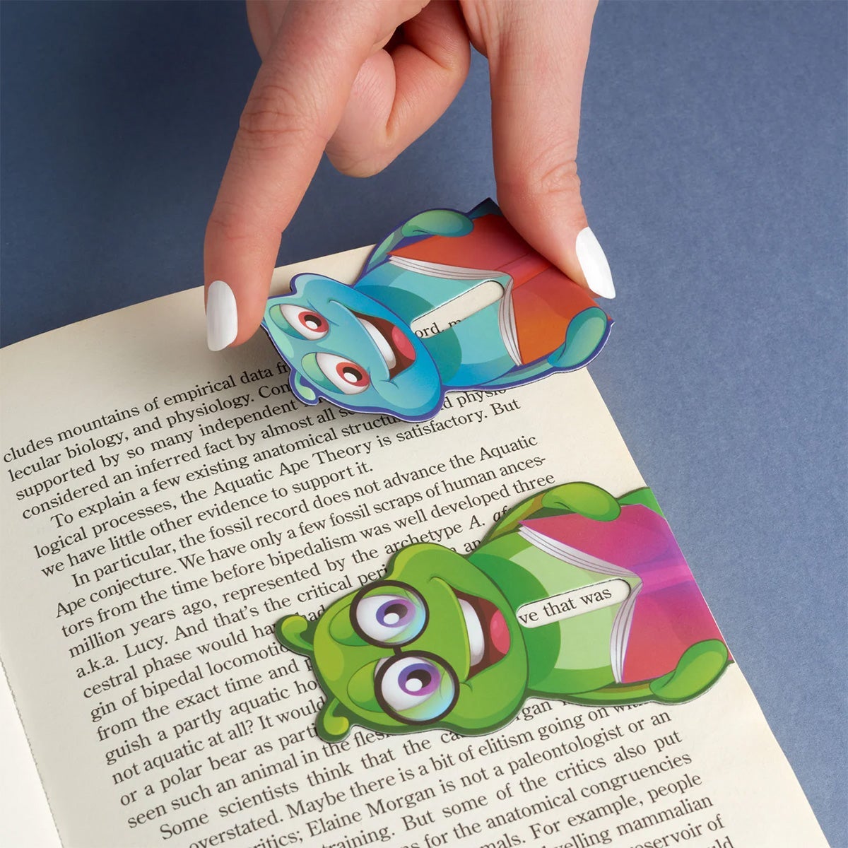 Linemarkers Bookworm