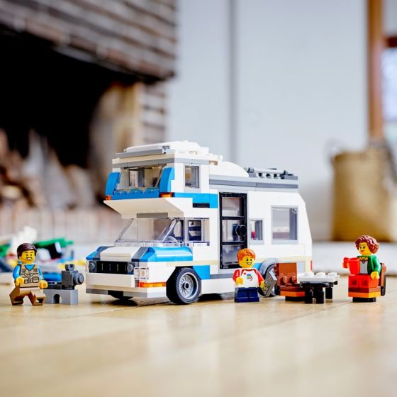 Lego Familiens campingbilferie 31108