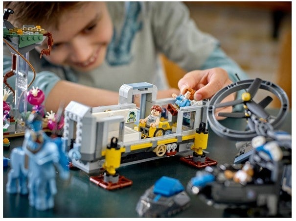 Lego De svevende fjellene: anlegg 26 og RDA Samson