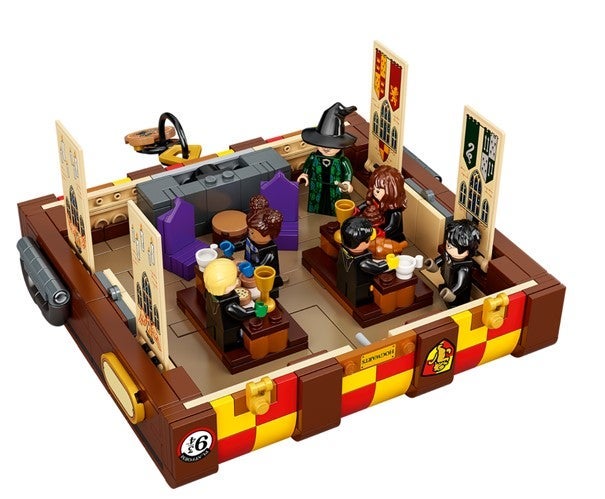 Lego Magisk Galtvort-koffert 76399