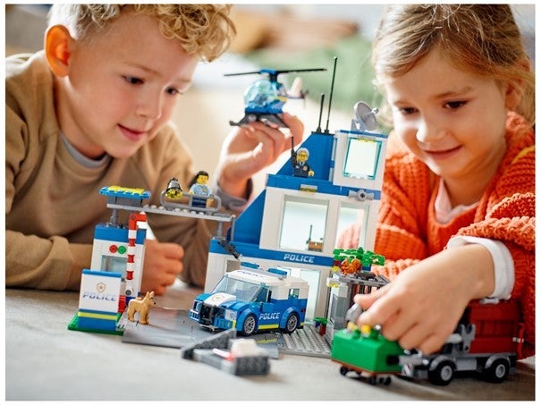 Lego Politistasjon 60316