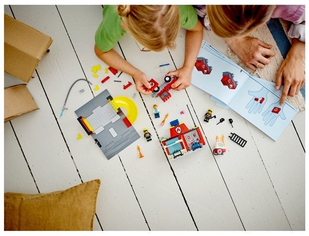 Lego Brannstasjon og brannbil 60375