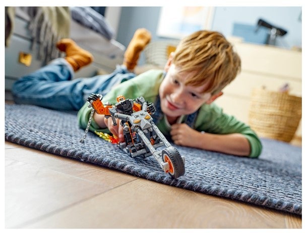 Lego Ghost Riders robot og motorsykkel 76245