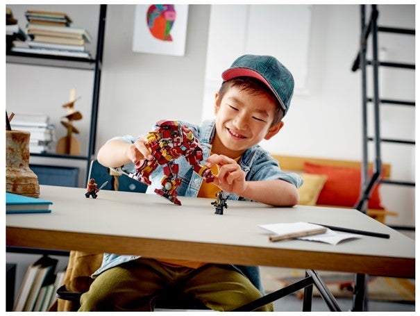 Lego Hulkbuster Kampen om Wakanda 76247